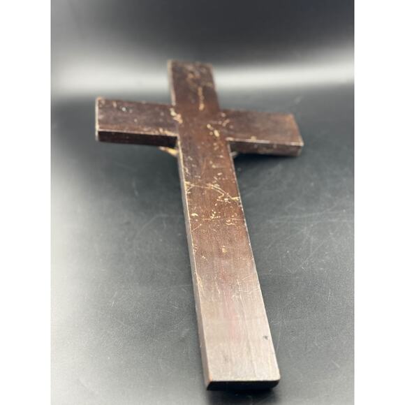 Vintage Wooden Crucifix with Metal Jesus - Picture 6 of 6